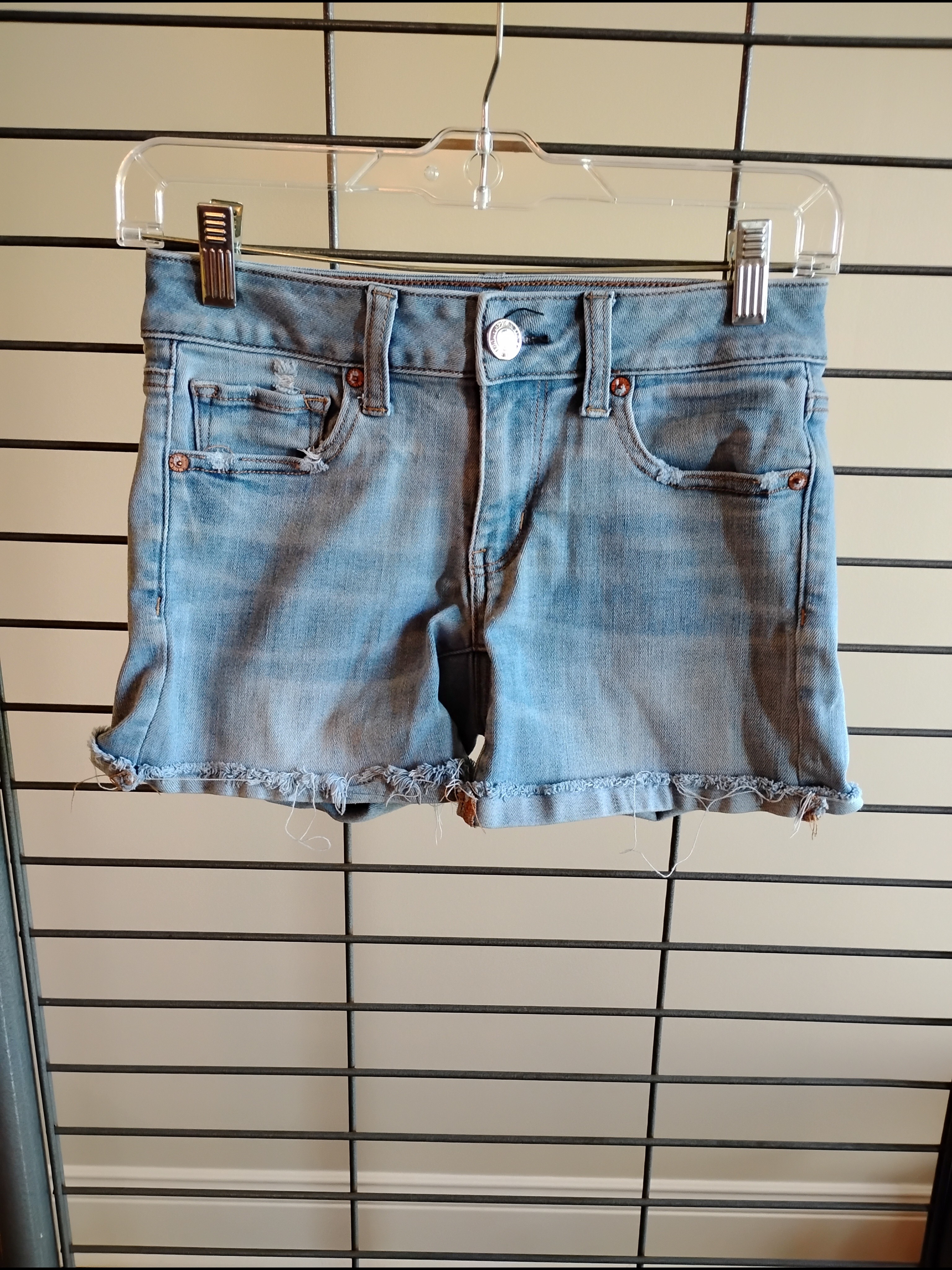 American Eagle Outfitters Light Wash Frayed Denim Shorts
